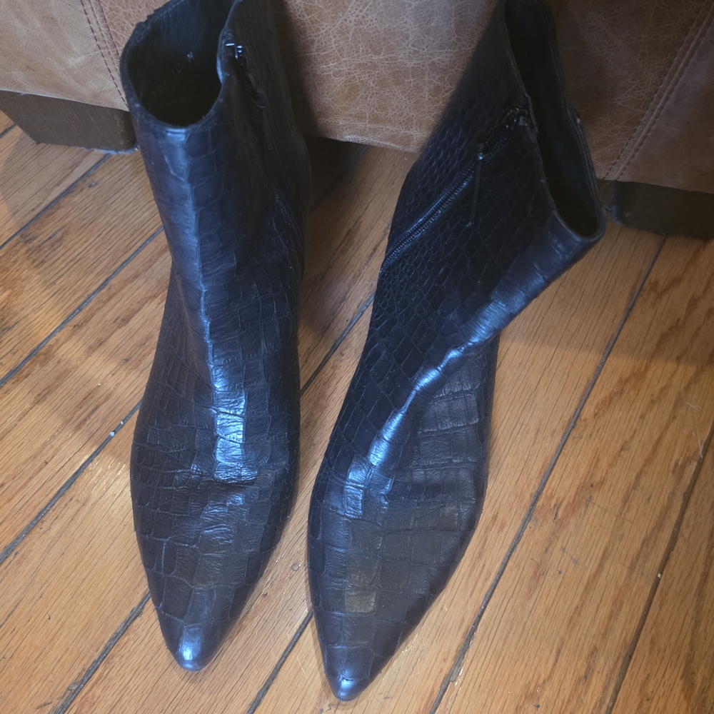 Stuart Weitzman Black Croc-Embossed Pointed Toe Ankle Boots